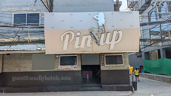 pin up go go bar